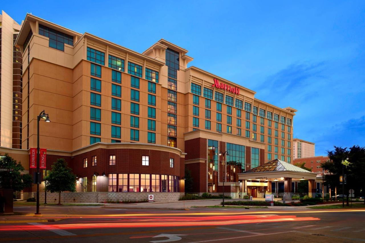 布卢明顿万豪酒店（Hotel Marriott Normal And Conference Center）