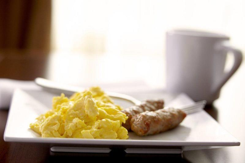 Hotel Marriott Normal And Conference Center 4*