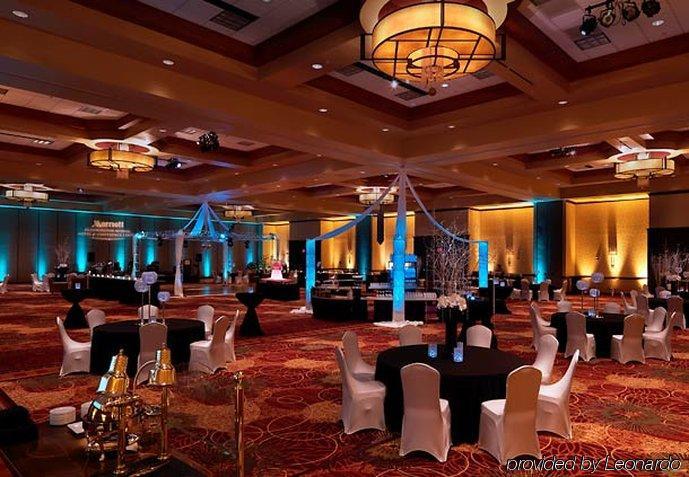 Marriott Normal And Conference Center 4*